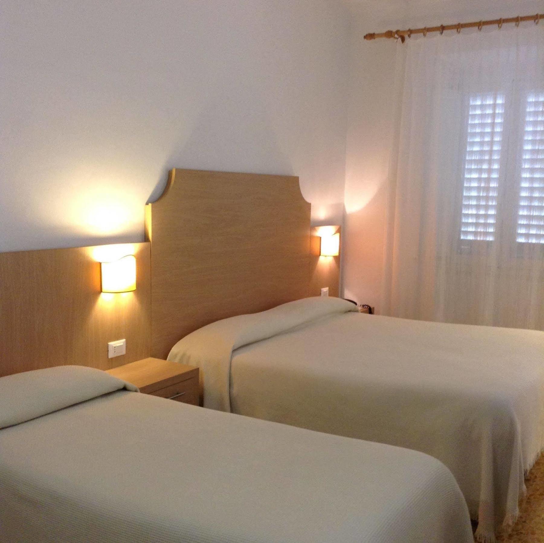 Hotel Giugni 2*